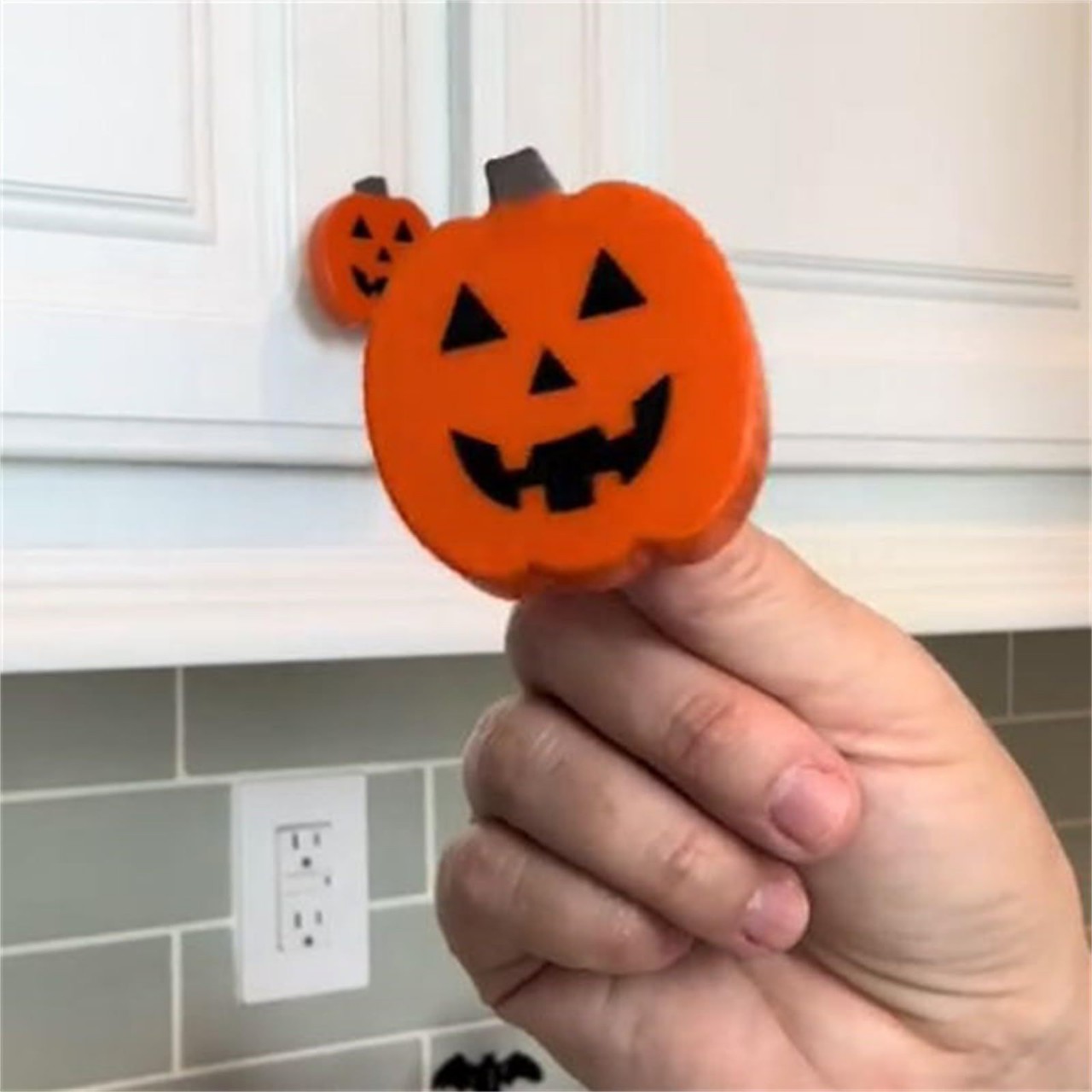 Halloween pumpkin knob cover,  - Furniture Hardware Pulls 评论和价格
